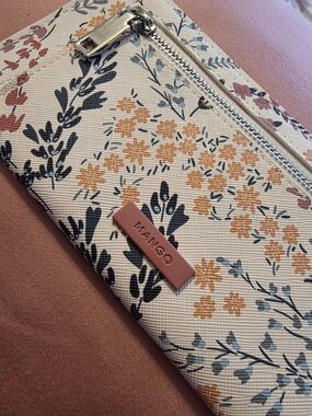 Mango Floral Zip Wallet — Cream with Orange, Navy & Dusty Pink Accents